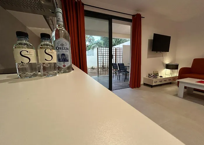 Casa Mya Порто-Веккіо